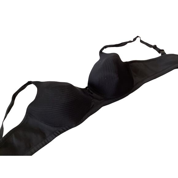 Vanity Fair Radiant Wireless Bra - Picture 9 of 13